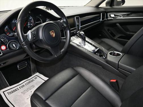 2016 Porsche Panamera 4