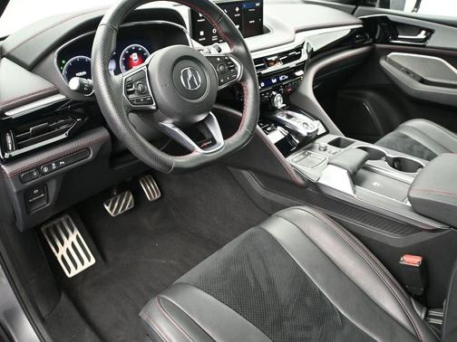 2022 Acura MDX A-Spec Package