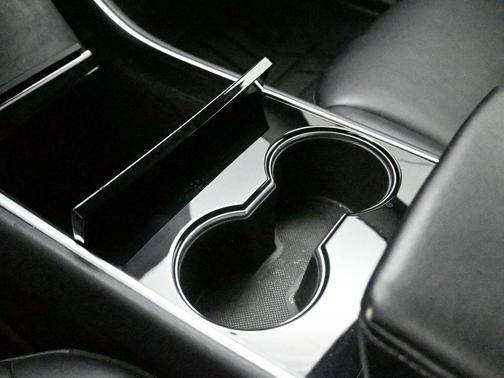 2019 Tesla Model 3 Mid Range