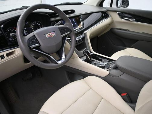 2021 Cadillac XT6 Premium Luxury AWD