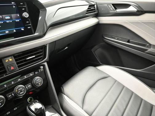 2024 Volkswagen Taos 1.5T SEL