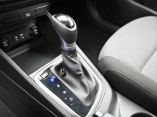 2022 Hyundai Accent SE