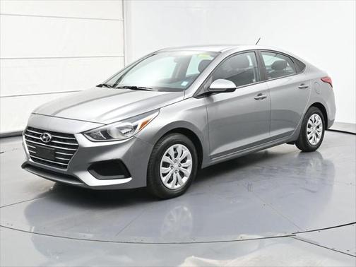 2022 Hyundai Accent SE