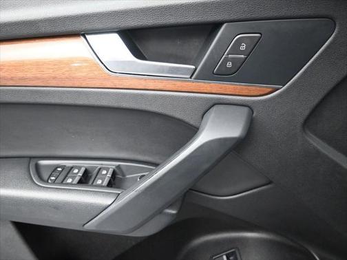 2021 Audi Q5 45 Premium