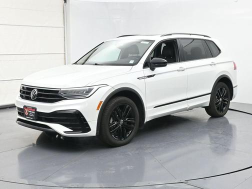 2022 Volkswagen Tiguan 2.0T SE R-Line Black 4MOTION