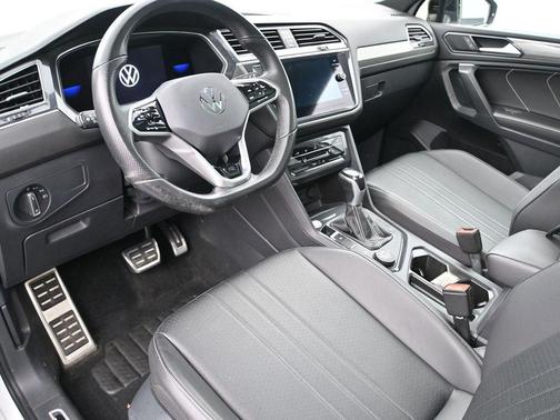 2022 Volkswagen Tiguan 2.0T SE R-Line Black 4MOTION