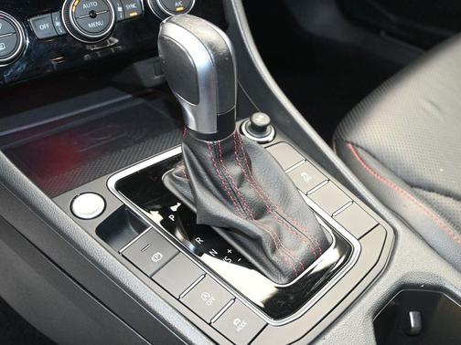 2021 Volkswagen Jetta GLI 2.0T Autobahn