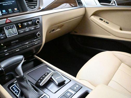 2019 Genesis G80 3.8