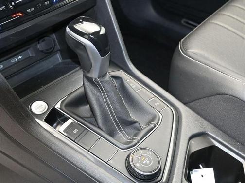 2023 Volkswagen Tiguan 2.0T SE R-Line Black 4MOTION