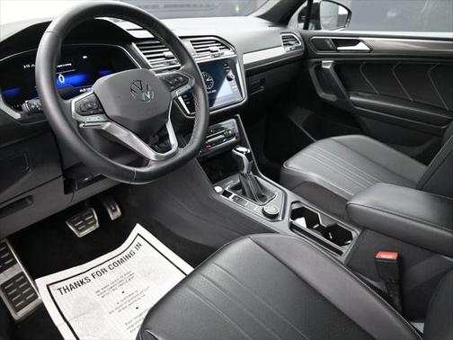 2023 Volkswagen Tiguan 2.0T SE R-Line Black 4MOTION