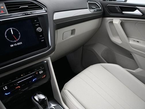 2024 Volkswagen Tiguan 2.0T SE R-Line Black 4MOTION