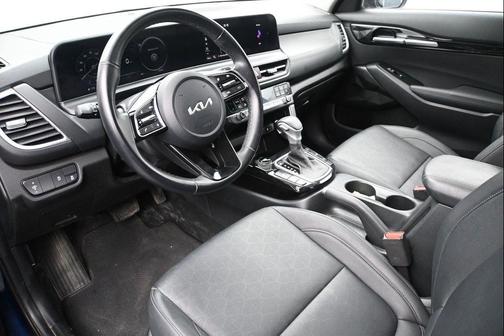 Dark Ocean Blue 2024 Kia Seltos EX