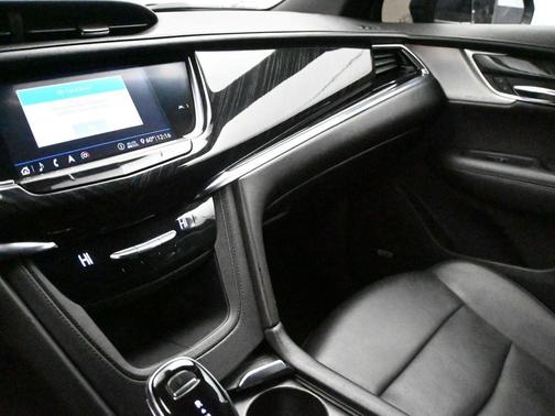 2020 Cadillac XT6 Premium Luxury AWD