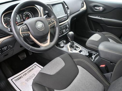 2014 Jeep Cherokee Altitude