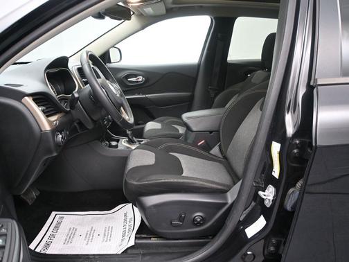 2014 Jeep Cherokee Altitude