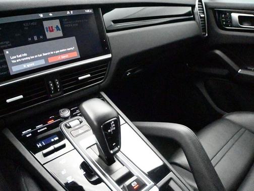 2021 Porsche Cayenne Cayenne