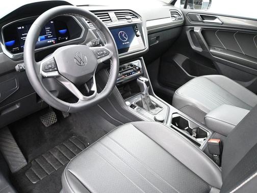 2022 Volkswagen Tiguan 2.0T SE 4MOTION