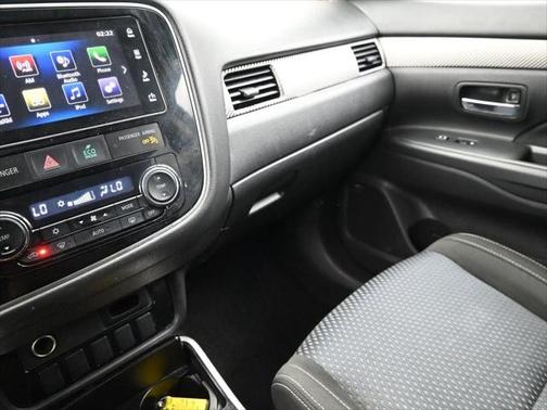 2017 Mitsubishi Outlander SE