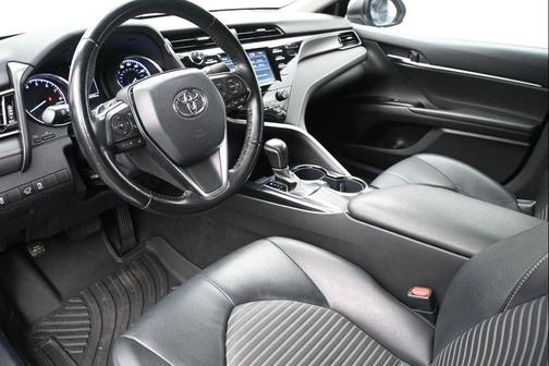 Celestial Silver Metallic 2020 Toyota Camry SE