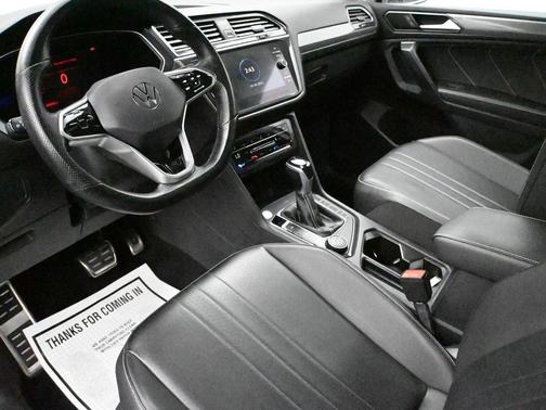 2022 Volkswagen Tiguan 2.0T SE R-Line Black 4MOTION
