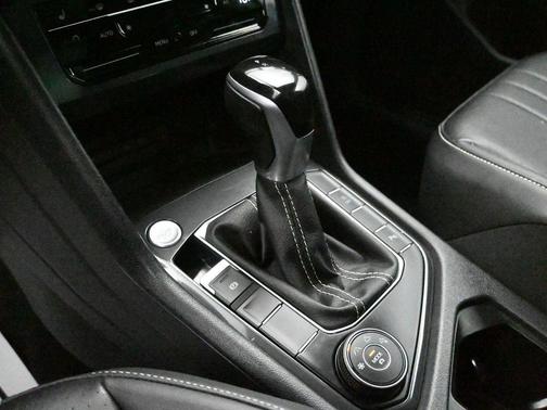 2022 Volkswagen Tiguan 2.0T SE R-Line Black 4MOTION