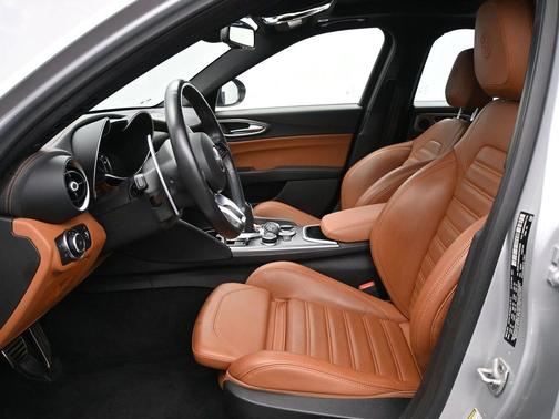2021 Alfa Romeo Giulia Ti