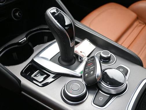 2021 Alfa Romeo Giulia Ti