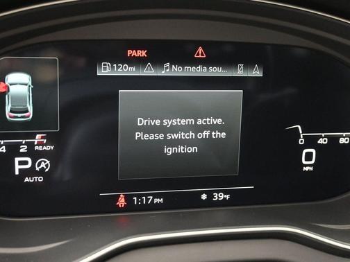 2022 Audi Q5 45 S line Prestige