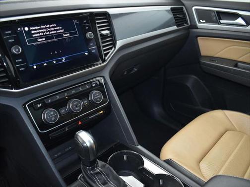 2022 Volkswagen Atlas Cross Sport 3.6L V6 SEL Premium R-Line