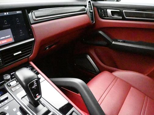 2021 Porsche Cayenne Cayenne