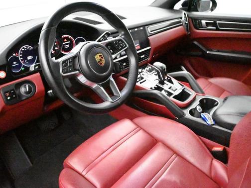 2021 Porsche Cayenne Cayenne