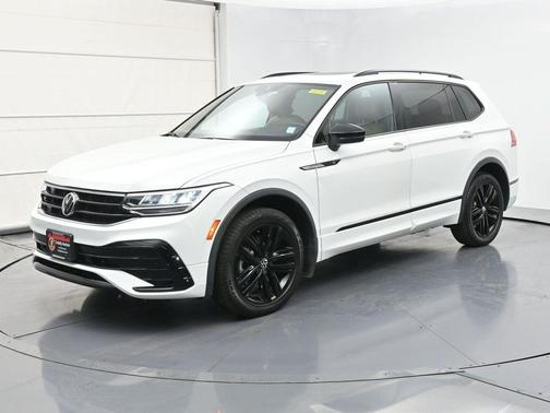 2022 Volkswagen Tiguan 2.0T SE R-Line Black 4MOTION