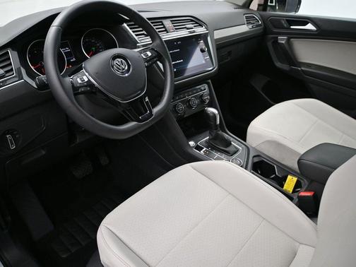 2020 Volkswagen Tiguan 2.0T SE 4MOTION