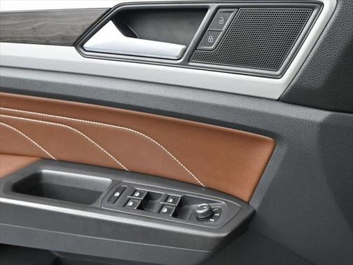 2022 Volkswagen Atlas 2.0T SE w/Technology 4MOTION