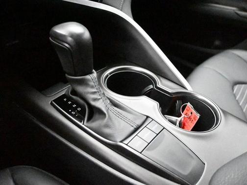 Midnight Black Metallic 2024 Toyota Camry SE