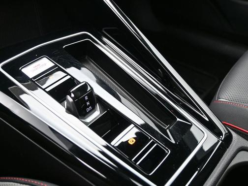 2023 Volkswagen Golf GTI 2.0T SE DSG