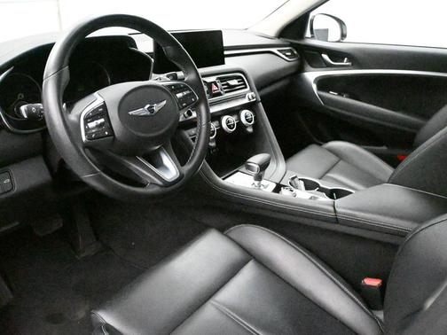 2022 Genesis G70 2.0T AWD