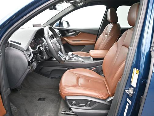 2019 Audi Q7 55 Premium Plus