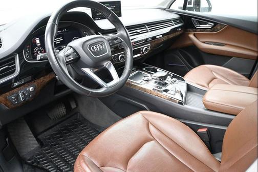 Glacier White Metallic 2018 Audi Q7 3.0T Prestige