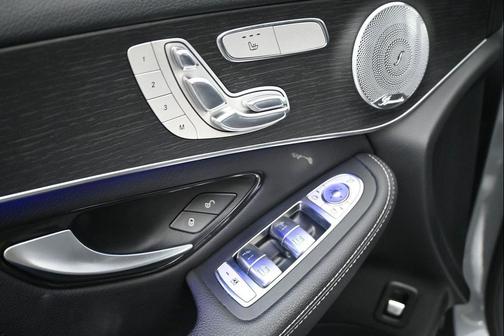 Selenite Grey Metallic 2020 Mercedes-Benz GLC 300 4MATIC
