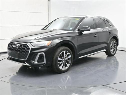 2022 Audi Q5 45 S line Premium Plus