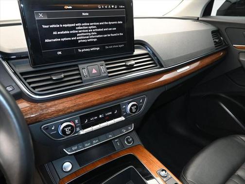 2022 Audi Q5 45 S line Premium Plus