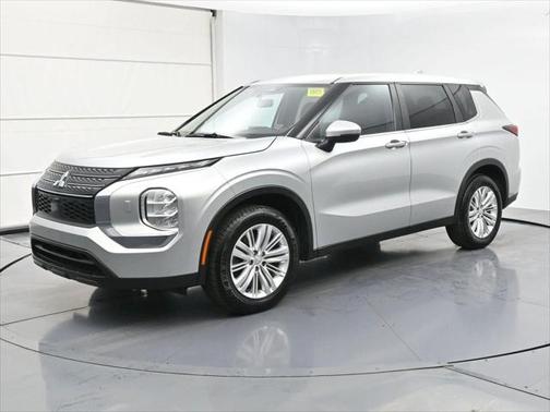 2022 Mitsubishi Outlander ES 2.5 S-AWC