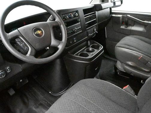 2024 Chevrolet Express 2500 RWD 2500 Regular Wheelbase WT