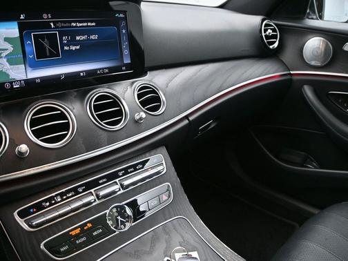 2019 Mercedes-Benz E-Class 4MATIC