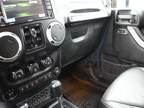 Rhino Clearcoat 2016 Jeep Wrangler Unlimited Sahara