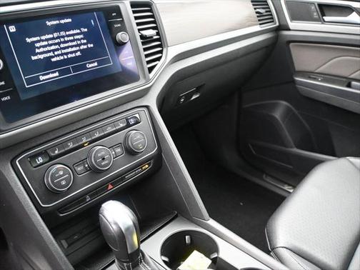 2021 Volkswagen Atlas 3.6L SE w/Technology