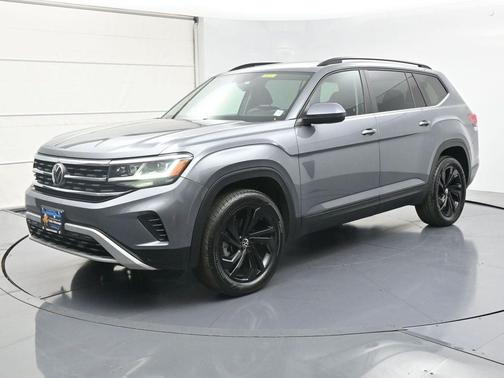 2022 Volkswagen Atlas 2.0T SE w/Technology 4MOTION