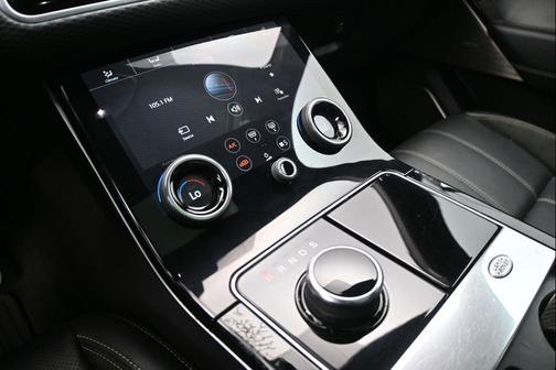 Fuji White 2019 Land Rover Range Rover Velar P250 S R-Dynamic