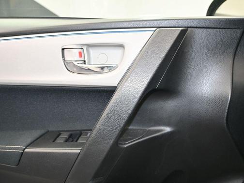 2014 Toyota Corolla LE Plus